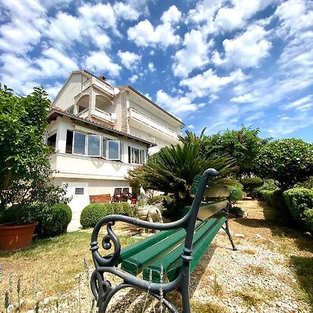 Guesthouse Kurelic Rab Kampor Екстериор снимка