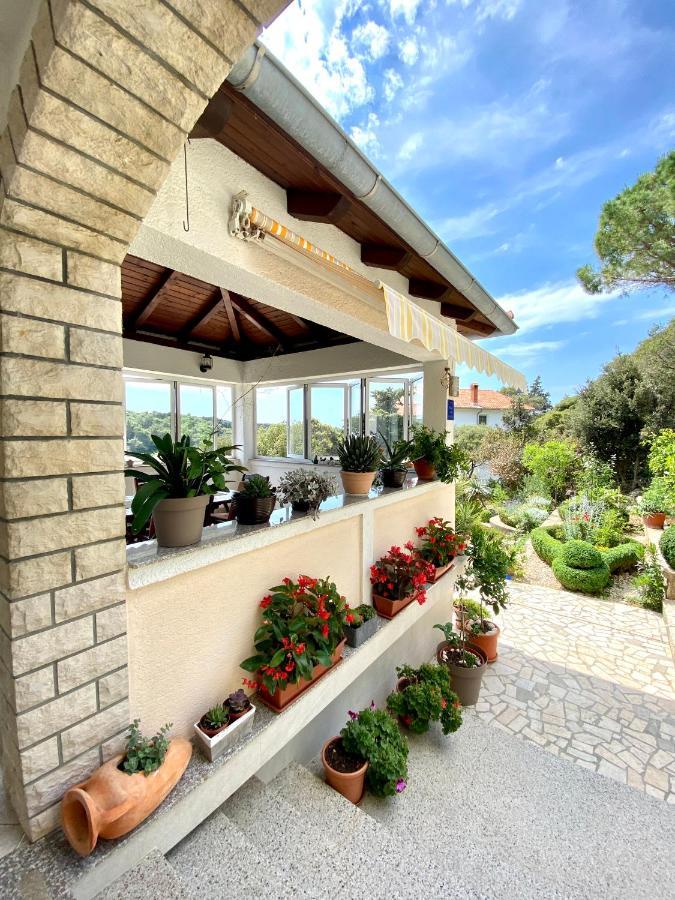 Guesthouse Kurelic Rab Kampor Екстериор снимка