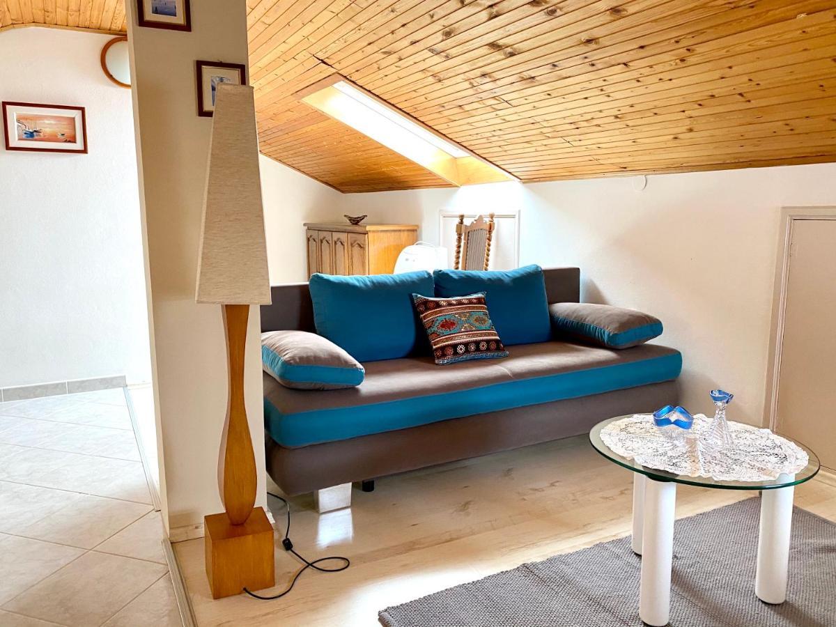 Guesthouse Kurelic Rab Kampor Екстериор снимка