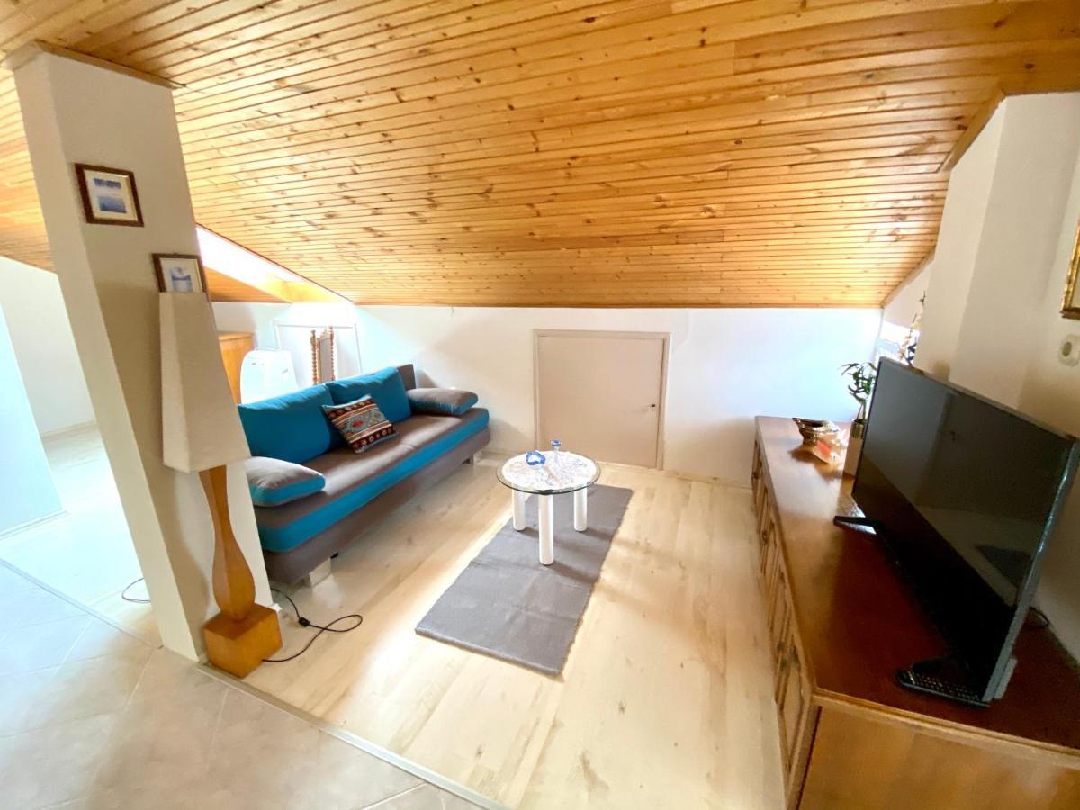 Guesthouse Kurelic Rab Kampor Екстериор снимка