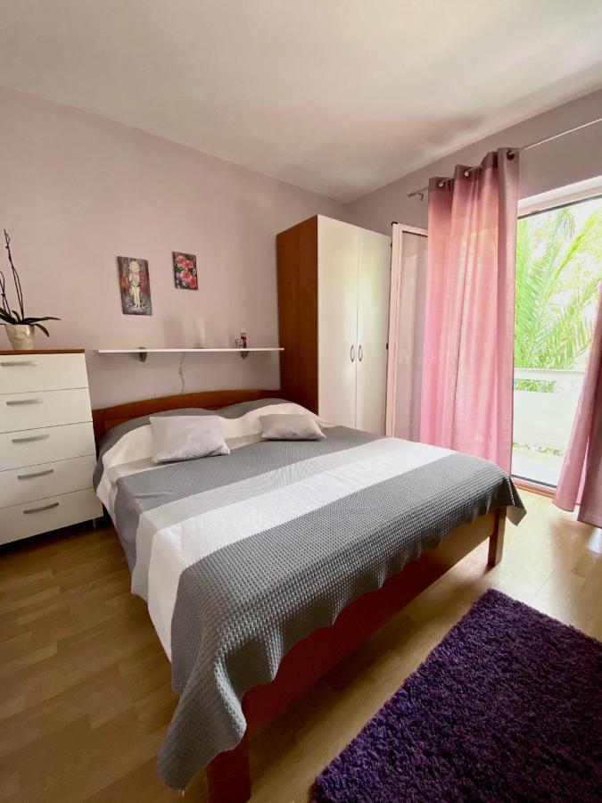 Guesthouse Kurelic Rab Kampor Екстериор снимка